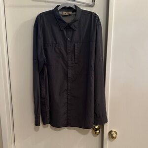 Men's Gray Button Down Shirt